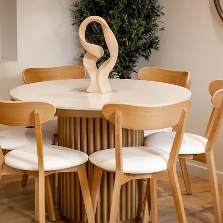 La Roseraie ヴィラ ヴィシー